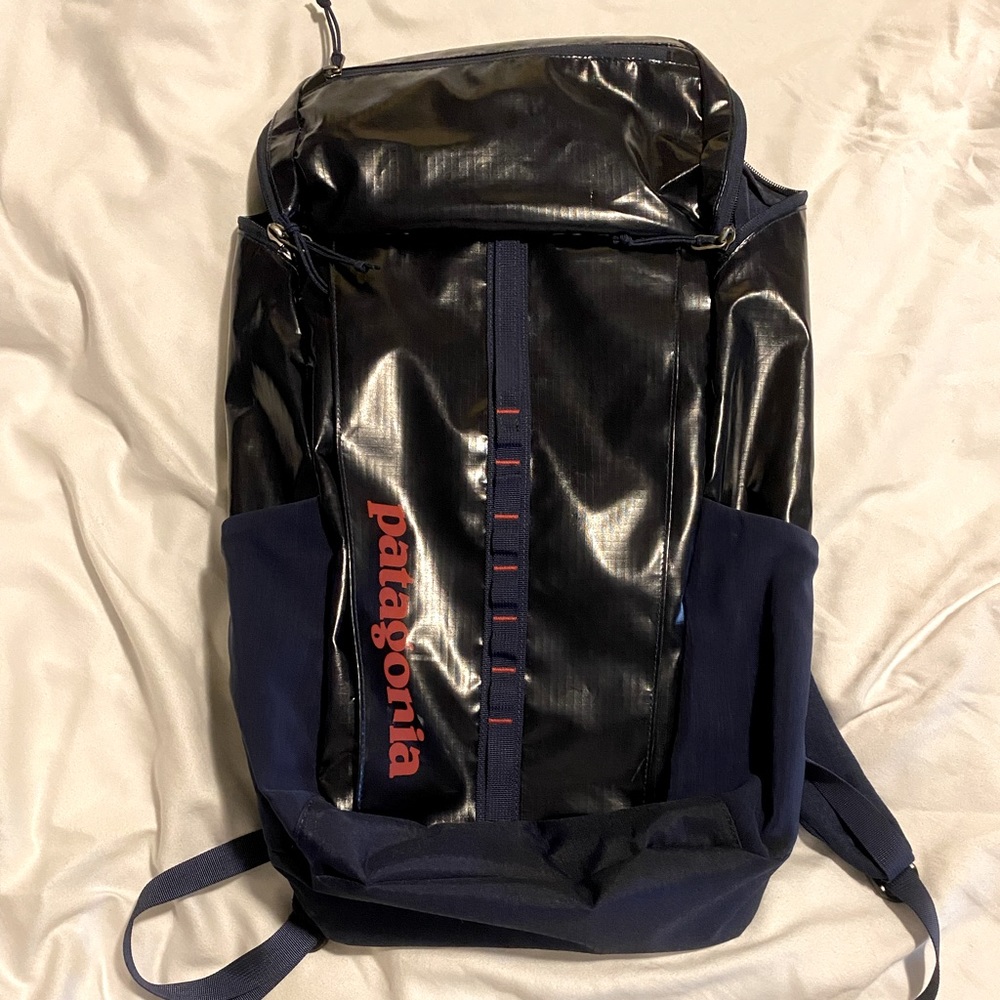 Patagonia black hole backpack 25L